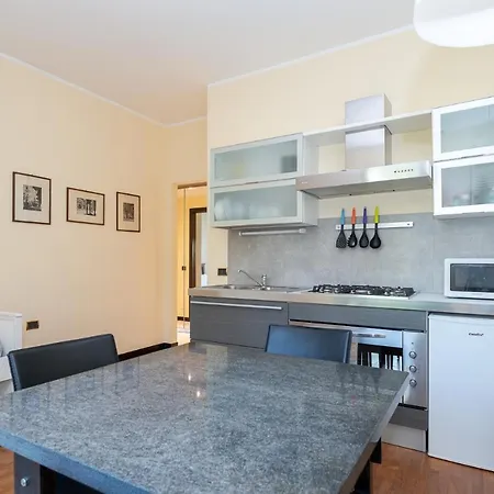 Yourelais, View On The Pool Apartment