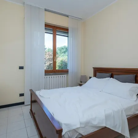 Apartment Yourelais, View On The Pool